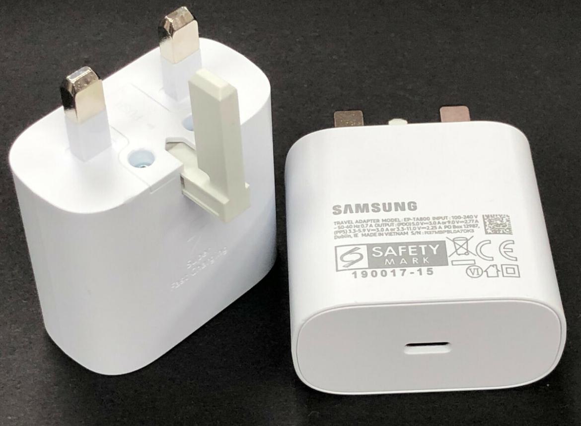 Samsung 25W 3-pin adapter